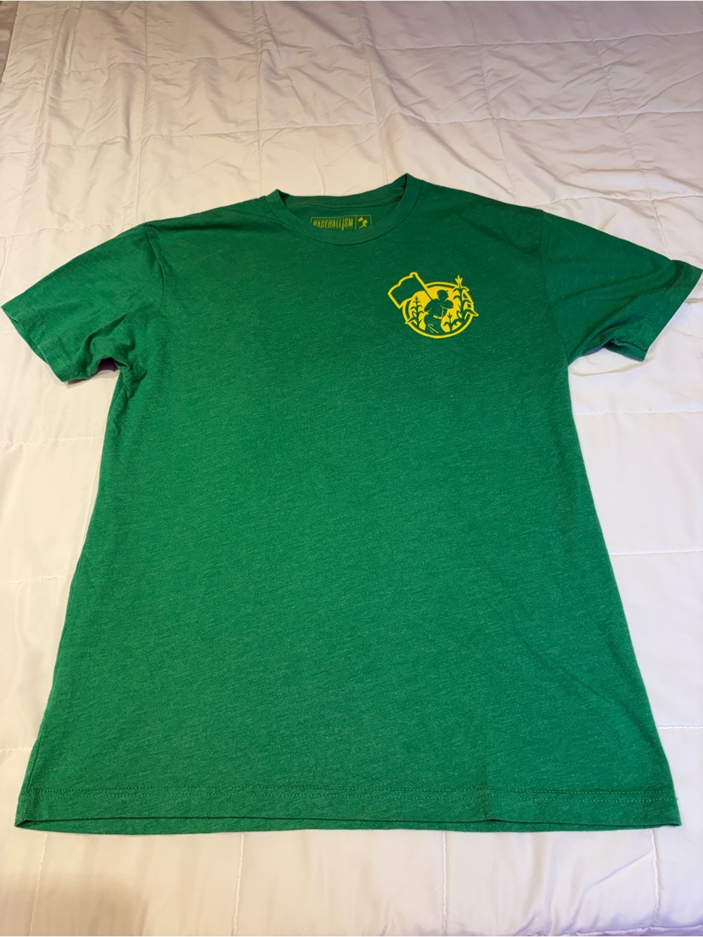 Men's Green Short-Sleeve Graphic Crewneck T-Shirt